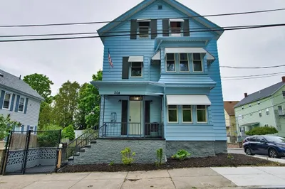 204 Hood St