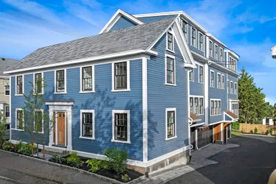10 Osborne St #2 1
