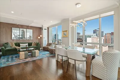 1 Nassau St #2204