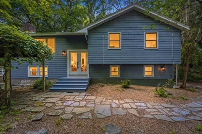 7 Hillcrest Dr 1