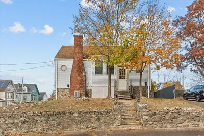 49 Pendexter Street 1