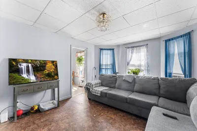 13-15 Cass St 1