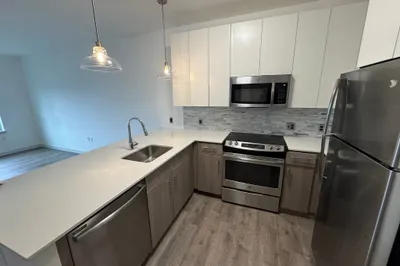 180 Telford Street #404 1