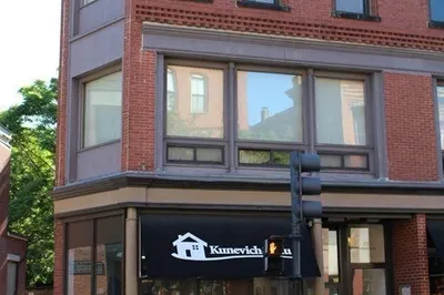241 Washington St 1