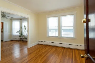 39 Suffolk Ave