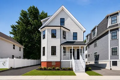 25 Richfield St #2 1