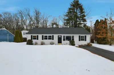55 Old Farm Rd
