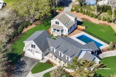 264 Tonset Rd