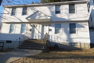 62 12th St 1