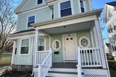 39 Thorndike St #1