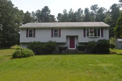 28 Summit St