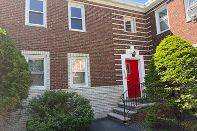 32 Newman Rd #3 1