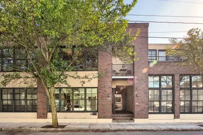 100 Erie Street #10