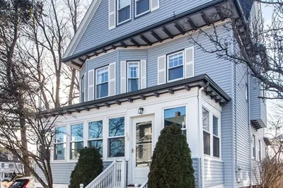 20 Elmwood Ave 1