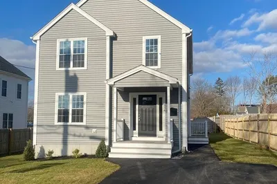 334 Winter St 1
