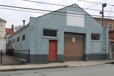 86 Mulberry St 1