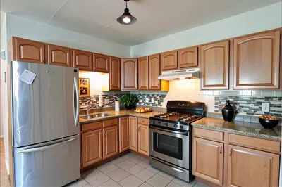 48-50 Manchester St #1 1