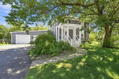 260 Thurber Ave 1