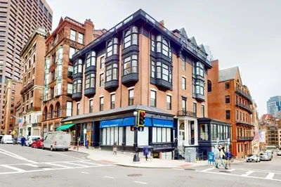 22 Beacon St #1