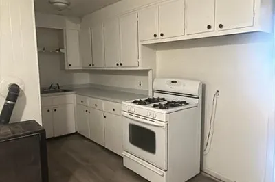 159 Nashua St #3