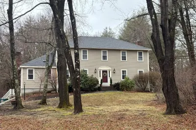 22 Colburn Cir 1