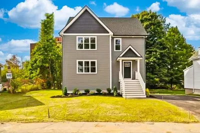 16 Peckham Ave #1 1