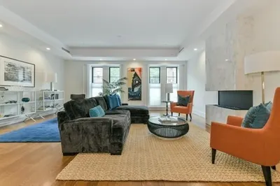 201 W. Brookline #103 1