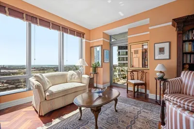 1 Avery Street ##35C