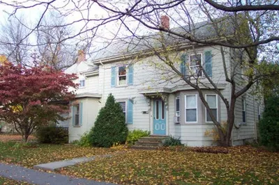 136 Hillside Ave
