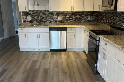 16-18 Franklin St #2 1