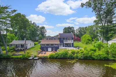 44 Lake Drive