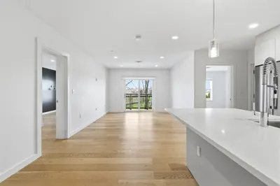 16 Boardman St #202 1