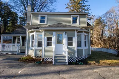 54 Carney St 1
