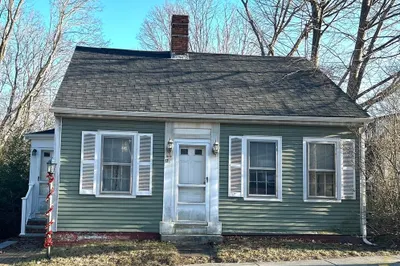 132 Summer St 1