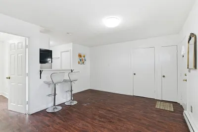 90 Brooks St #90
