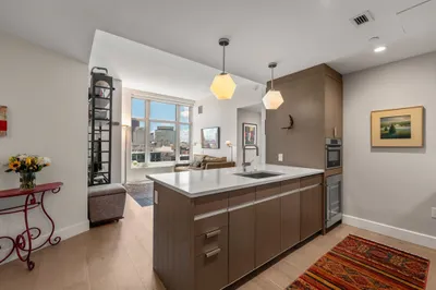100 Lovejoy Wharf #PH-3C 1