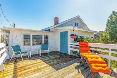 4 Anchor Ave 1