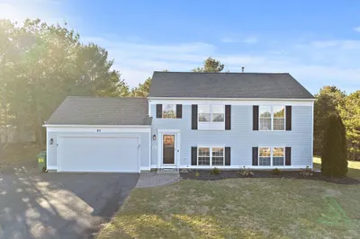 80 Dickson Dr 1