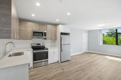 632 Centre St #301 1
