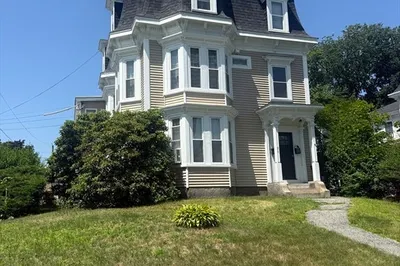 26 High St #3 1