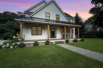 58 Curzon Mill Rd 1