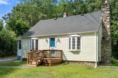 42 Pine Swamp Rd 1