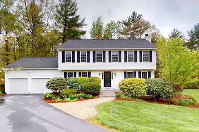 8 Lynnwood Dr 1