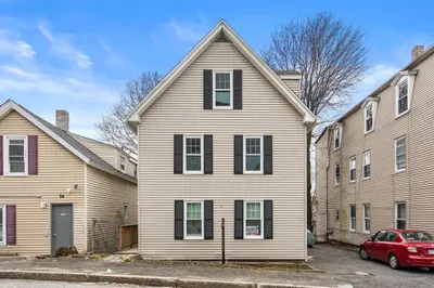 52 Elliot St 1