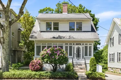 2445 Centre St 1