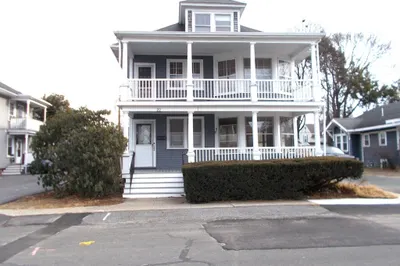 22 Lamoile Ave 1