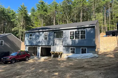 792 Cottage St #Lot 4 1