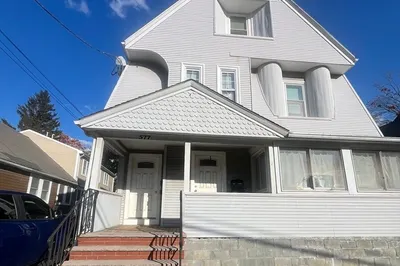 577 Highland Ave #3