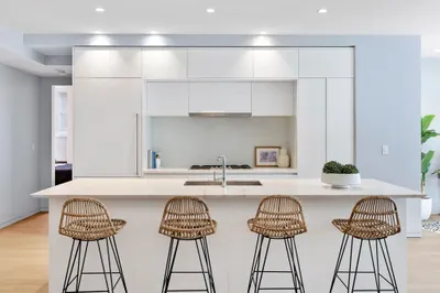 10 Farnsworth St #3B 1