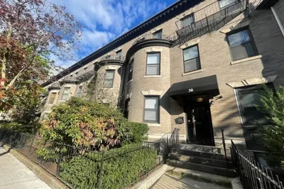 30 Peterborough St #29